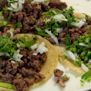 Tacos de bistec por pza